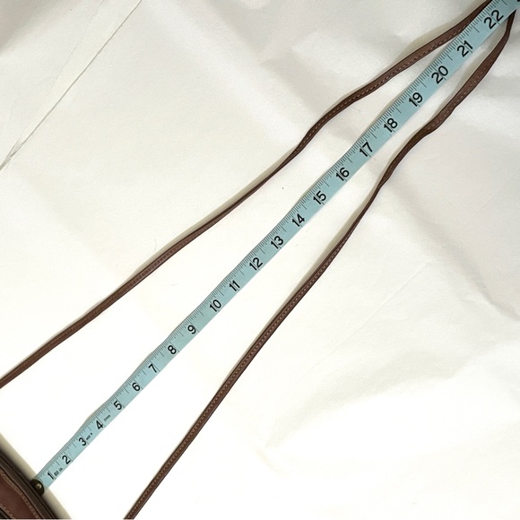 Rialto Tan Leather Crossbody Bag Very Nice Soft Leather Zip Pockets Fully Lined - Picture 13 of 13